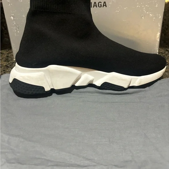 Balenciaga Black Knit Sock Sneakers - Picture 4 of 8
